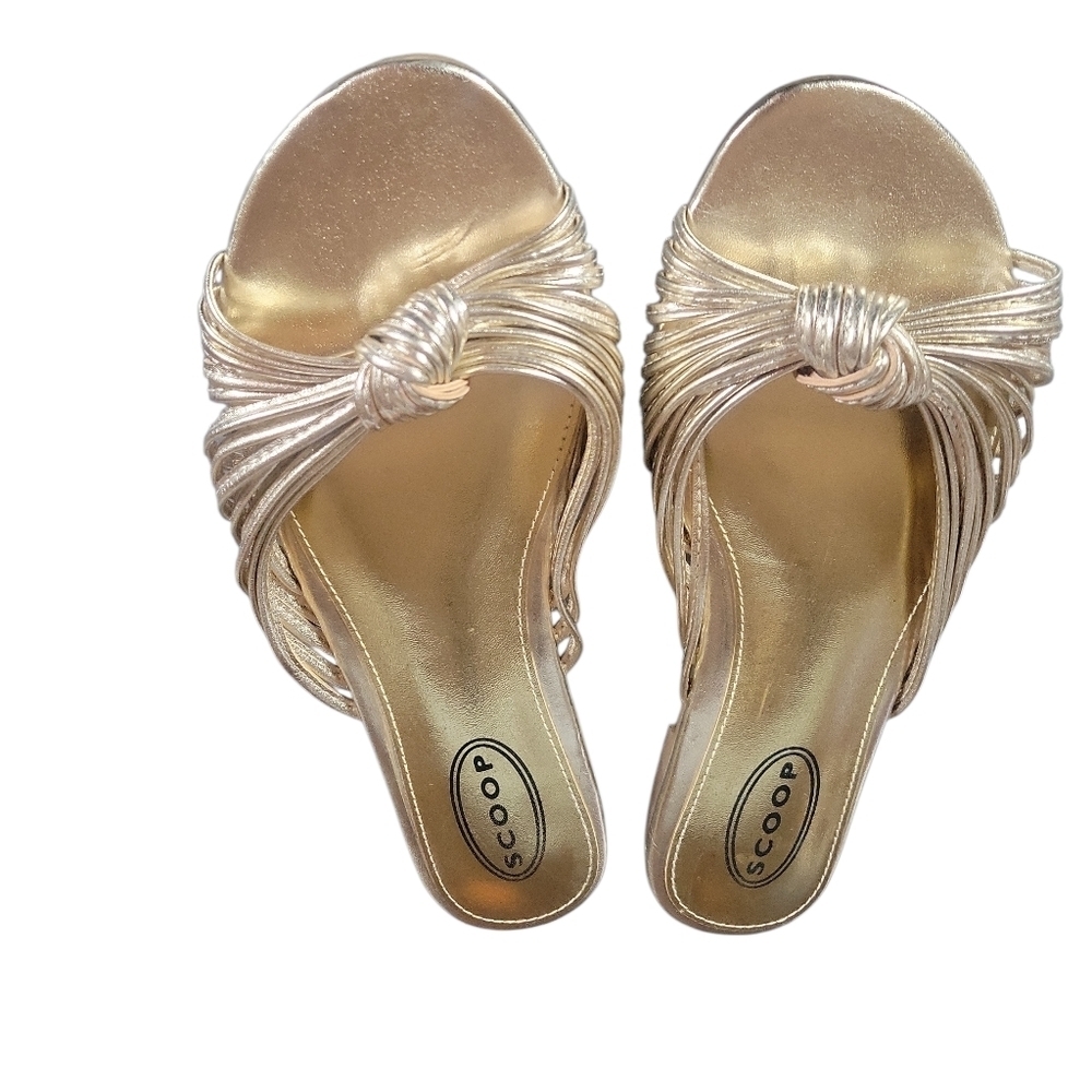 Scoop Women's Braided Strappy Knot Gold Slide Slip-On Sandals 8 - Picture 5 of 7